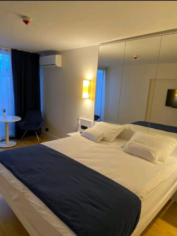 Orbi City Apartment Batumi Bagian luar foto