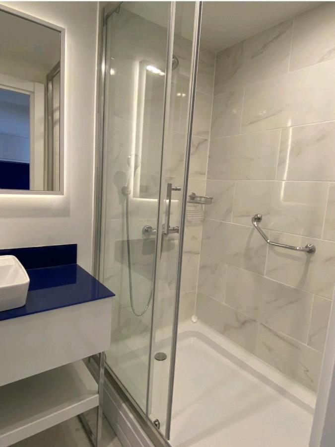 Orbi City Apartment Batumi Bagian luar foto