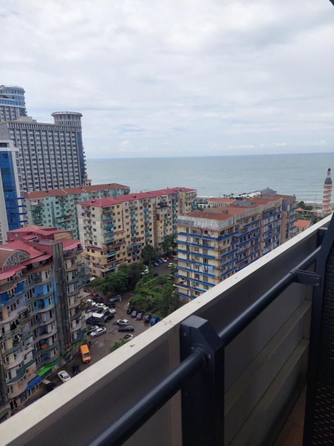 Orbi City Apartment Batumi Bagian luar foto