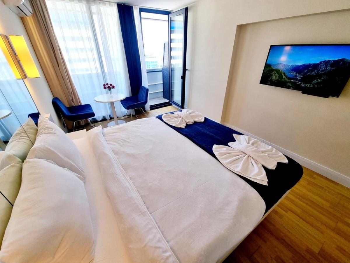Orbi City Apartment Batumi Bagian luar foto